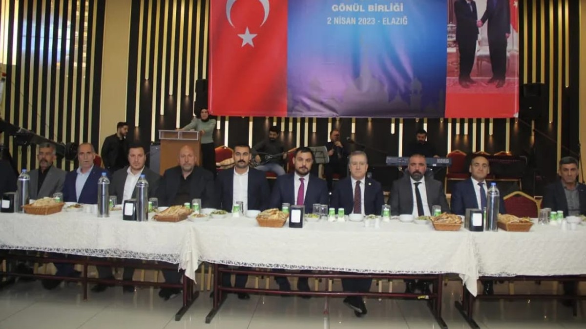 MHP Elazığ İl Başkanlığı 'Bereket Sofrasında Gönül Birliği' Programı Düzenledi