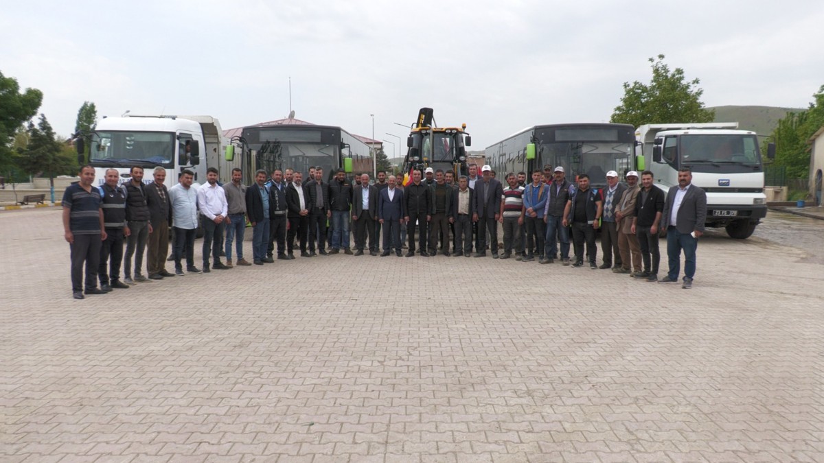 Akçakiraz Belediyesi Araç Filosuna Yeni Kepçe Kazandırıldı