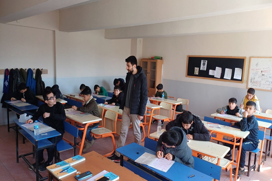 Elazığ'da Siyer Sınavına Katılım Yoğun Oldu