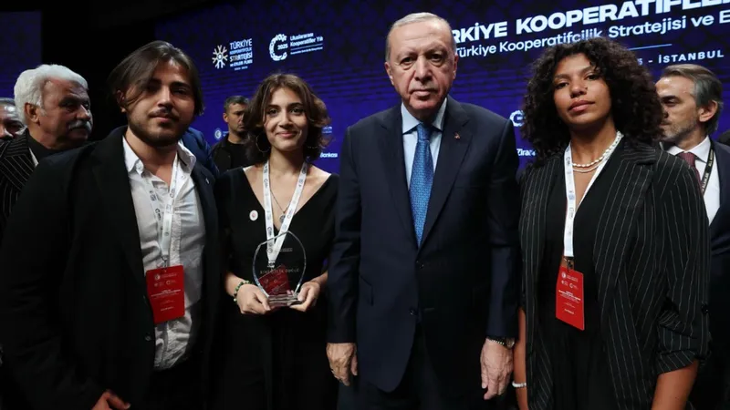 SDÜ’lü öğrencilerin kısa filmine birincilik ödülü