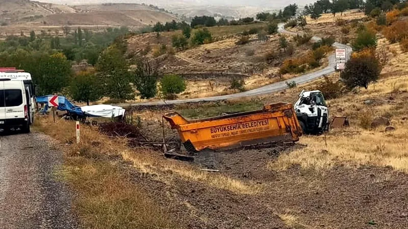 Güdül’de meydana gelen kazada araç sürücüsü yaralandı