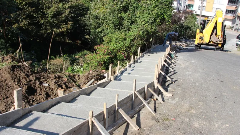 Giresun Belediyesi 100 metrelik merdiven yapıyor