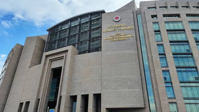 İBB soruşturmasında iddianame tamamlandı: 402 şüpheli, 105’i tutuklu