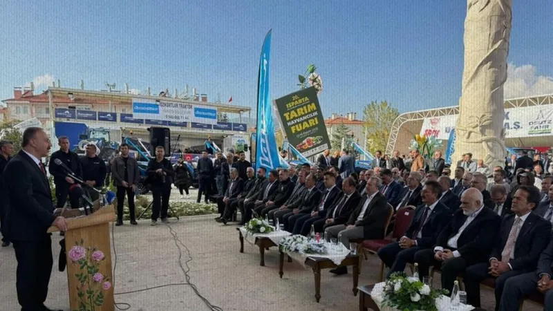 Isparta’da üreticiyle teknoloji aynı çatıda buluştu