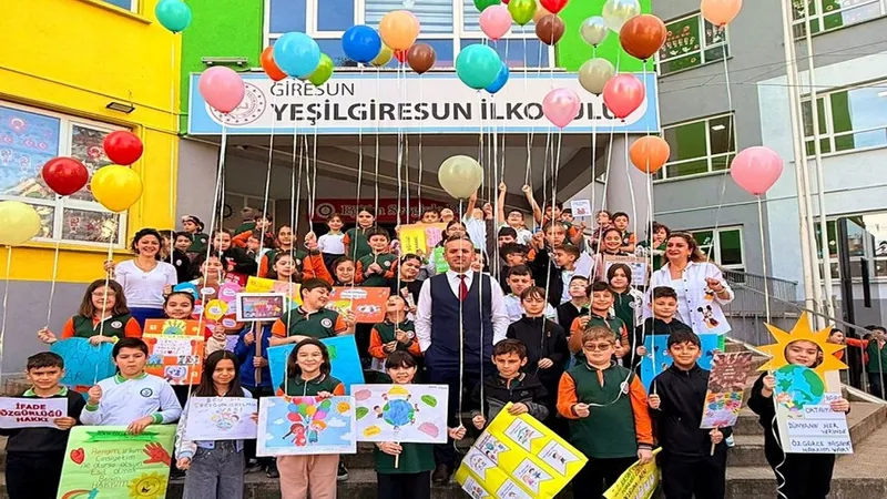 Yeşilgiresun İlköğretim Okulu 20 Kasım Çocuk Hakları Günü etkinliği