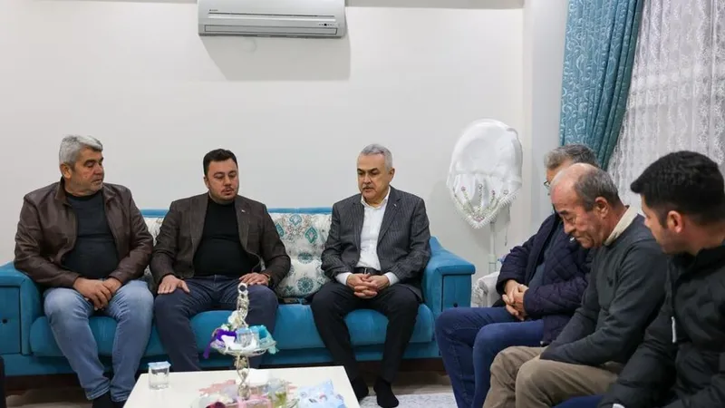 Savaş, Umre’de vefat eden Kömürcü