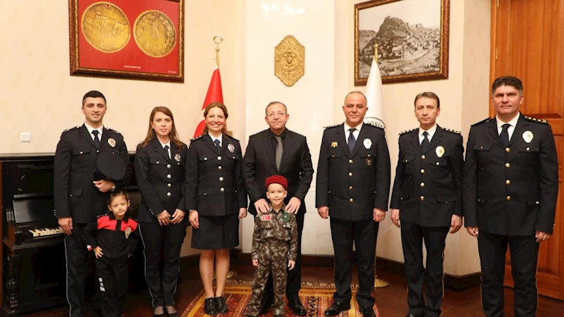 Kars Valisi Polat, Türk Polis Teşkilatı ile bir araya geldi