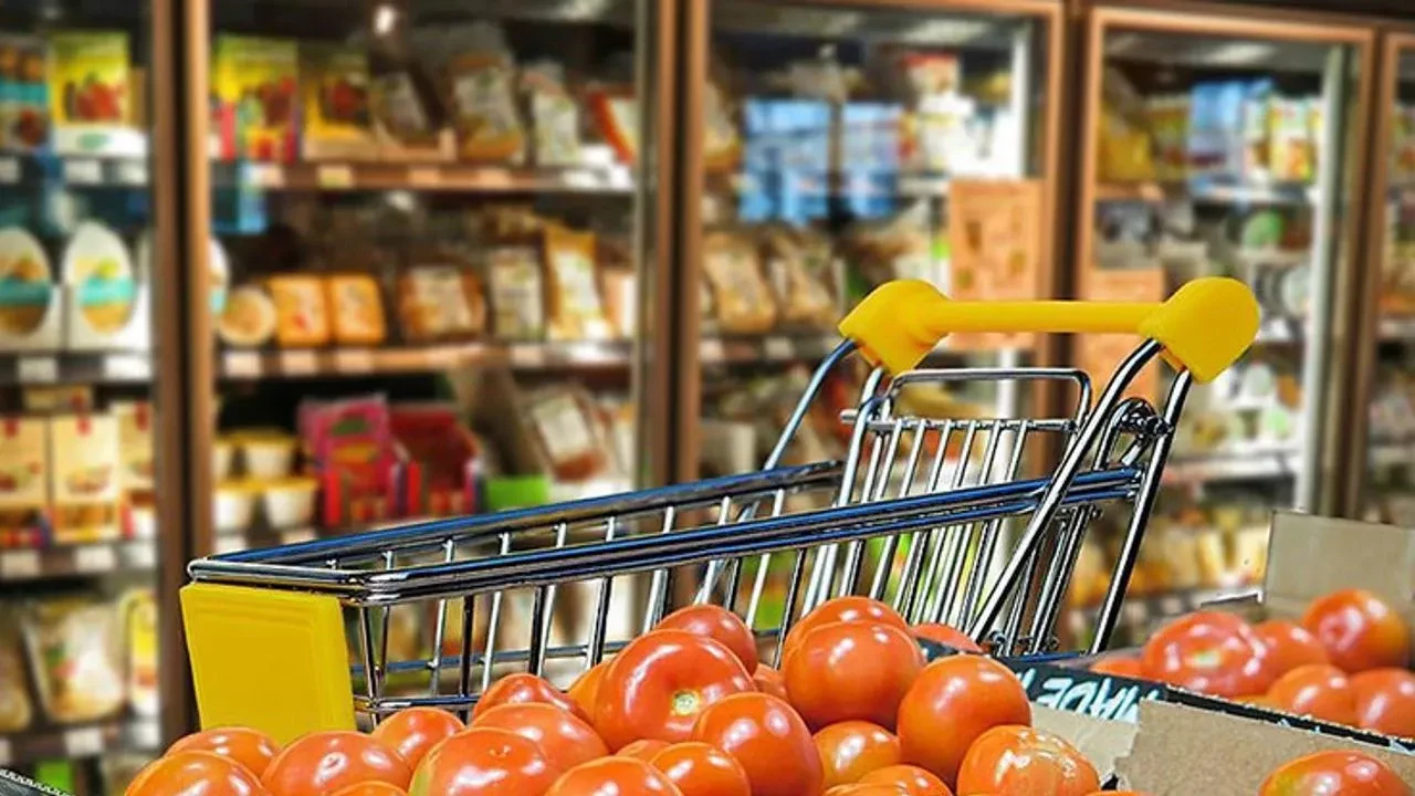 TÜİK: Ticaret ve perakende satış hacmi şubatta arttı