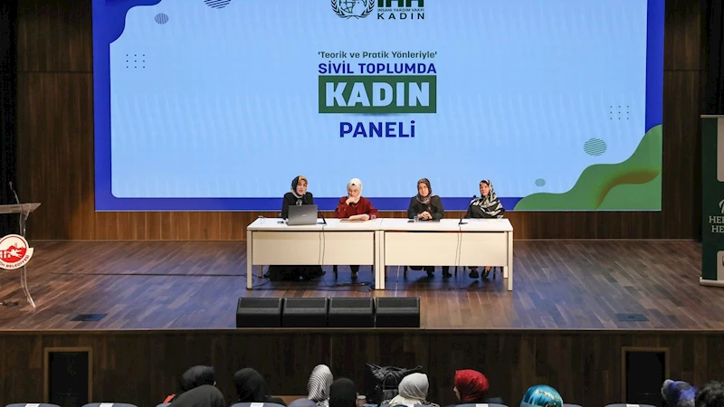 İHH Kadın, Sivil Toplumda Kadın Paneli düzenledi
