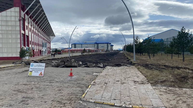 Kars Kafkas Üniversitesi’nde altyapı çalışmalarına başlandı