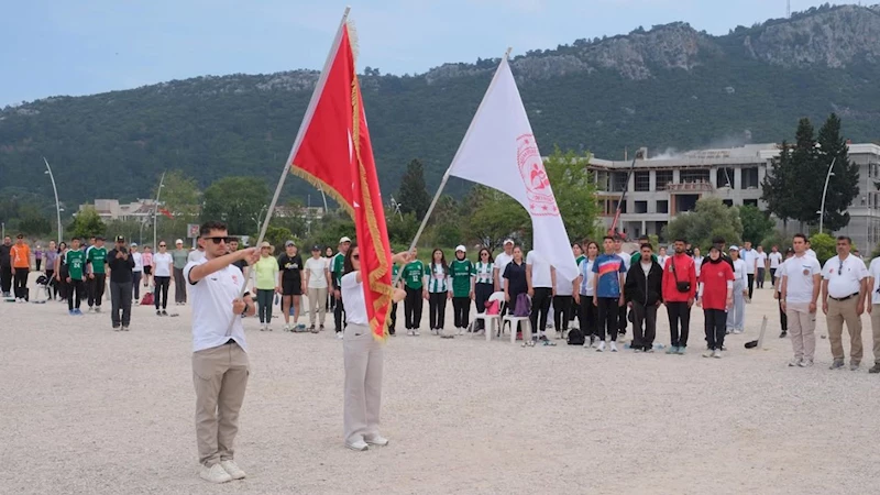 Türkiye Petank Şampiyonası Kemer’de başladı