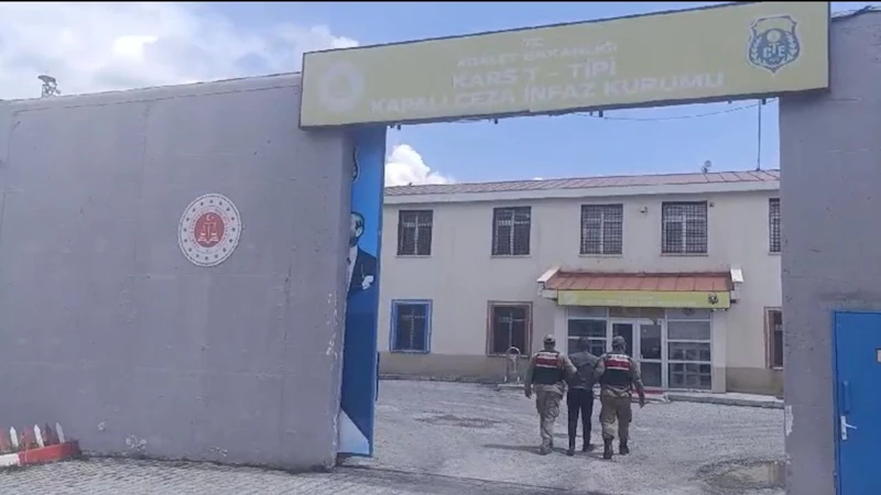 Kars’ta kesinleşmiş hapis cezasıyla aranan şahıs yakalandı