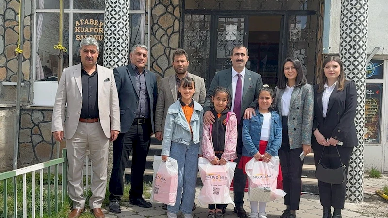 Öğrenciler, Taşıçay Belediyesi Başkanı Budak’ı ziyaret etti