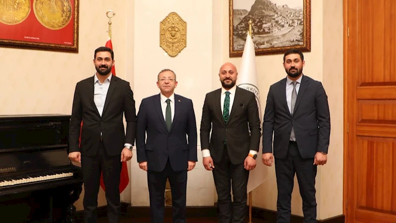 Turizm Birliği Başkanı Halit Özer ve beraberindeki heyetten Vali Ziya Polat