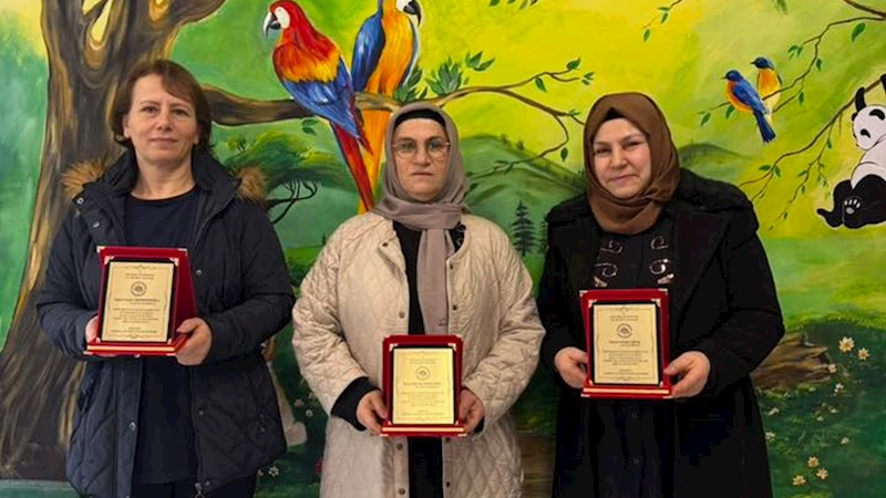 Emekliye ayrılan usta öğreticilere veda töreni düzenlendi