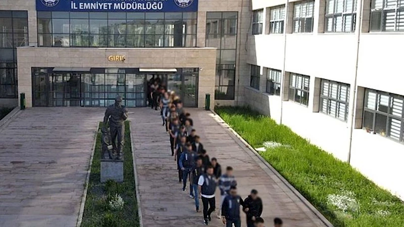 Cumhuriyet tarihinin en büyüğü Afyon merkezli yapıldı! Dolandırıcılık çetesi çökertildi