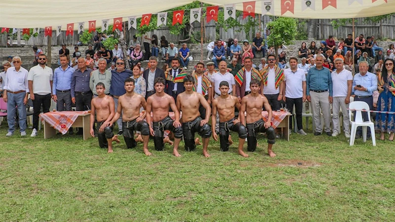 Toros’un Kaşifleri Üzümlü İlkokulu Yörük Şenliği coşkuyla kutlandı