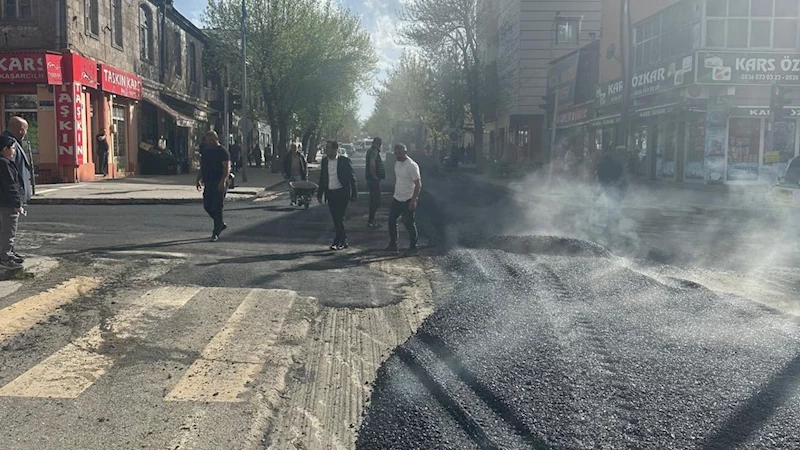 Kars Belediyesinden yol yapım seferberliği