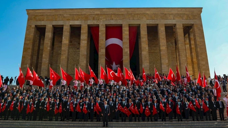 Türkiye, 19 Mayıs’ı Anıtkabir’de selamladı