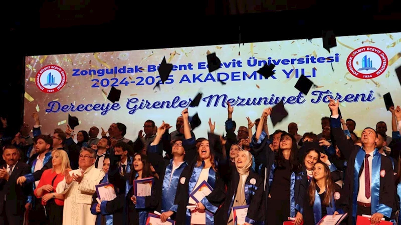 GMİS Genel Sekreteri Arslanbuğa, BEÜ mezuniyet törenine katıldı