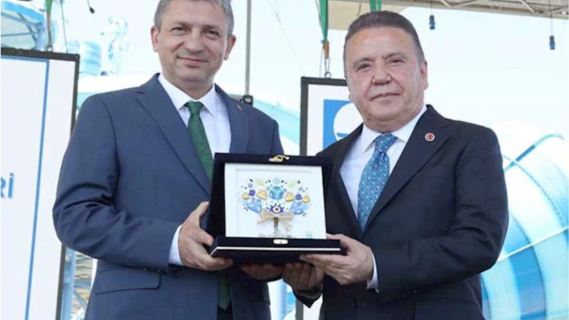 Antalya mavi bayrakta zirveyi kimseye bırakmıyor! Vali Şahin