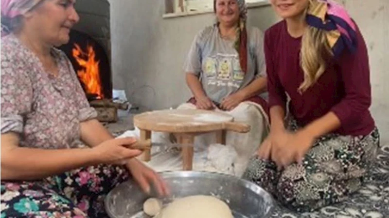 İsveçli Nicole Alanya’ya yerleşti, köy hayatıyla fenomen oldu!