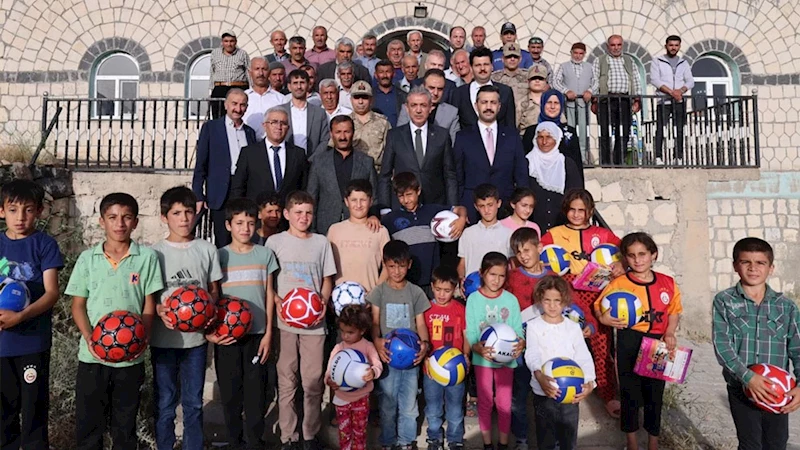 Mardin Valisi Akkoyun, Mazıdağı’nda vatandaşlarla buluştu