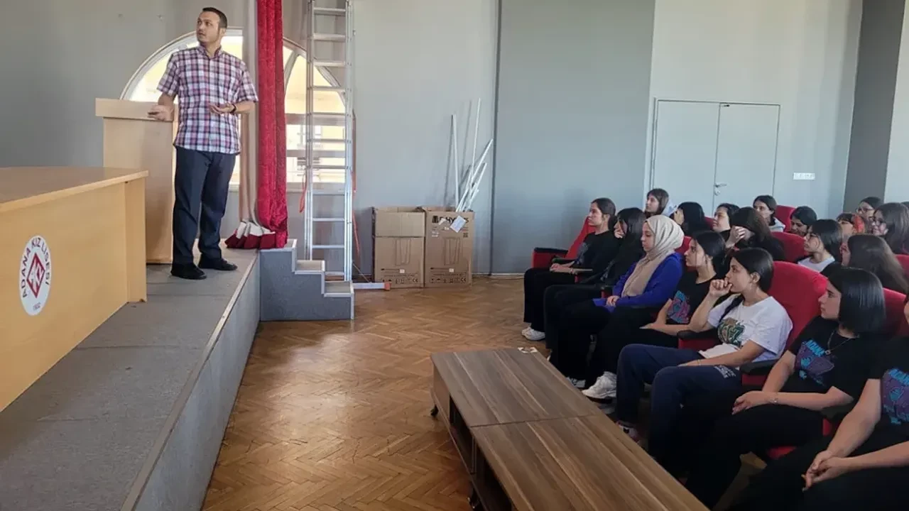 Öğrencilere afet yönetiminde bilimin rolü vurgulandı