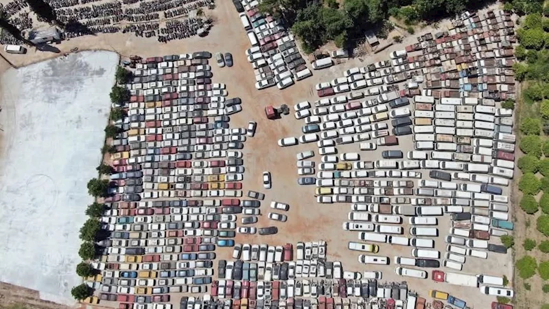 Antalya’da Yediemin Otoparkları araç mezarlığına döndü