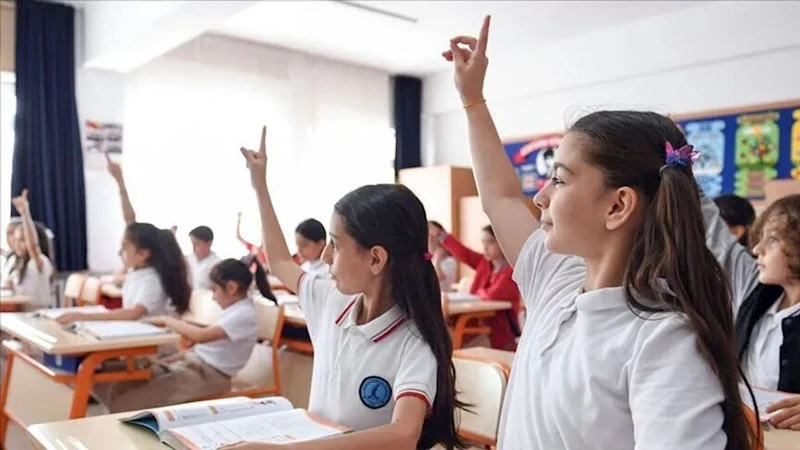 Liselerde zorunlu eğitim süresi kısalacak mı: Üç ayrı model tartışılıyor