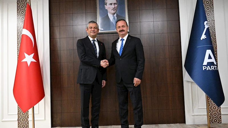 Anayasa tartışmaları siyasetin gündeminde: Ağıralioğlu ve Özel