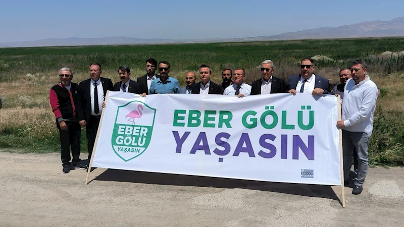 Afyonkarahisar’da siyasi partiler “Eber Gölü” için tek yürek oldu