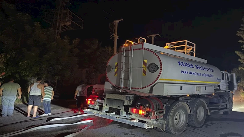 Kemer’de trafo yangını