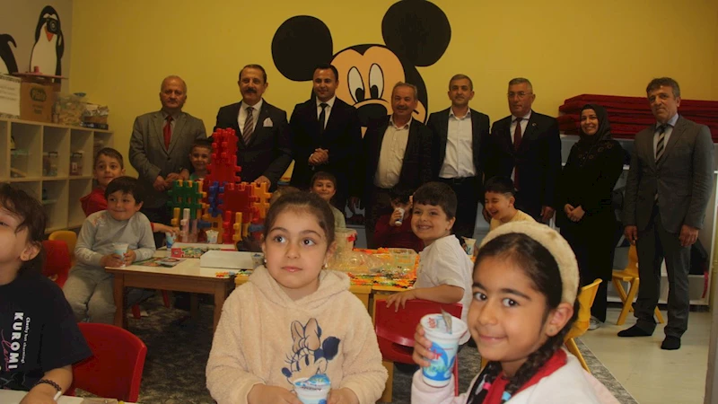 “Dünya Süt Günü” dolayısıyla bin 550 öğrenciye ayran dağıtıldı