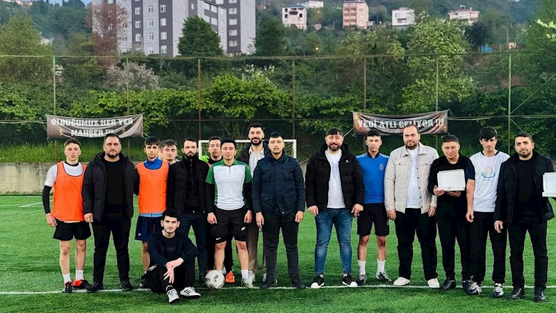 Başkan Yaylı gençliği şekillendiriyor