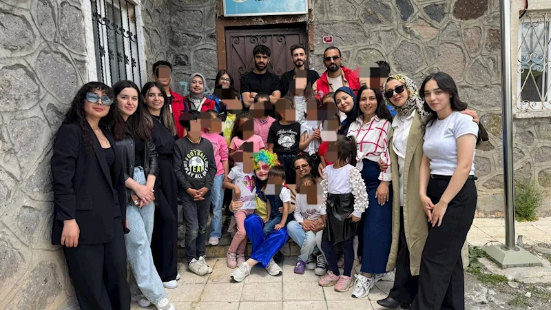 Gençiyilik Kulübü’nden Karne ve Bayram öncesi anlamlı hediye dağıtımı
