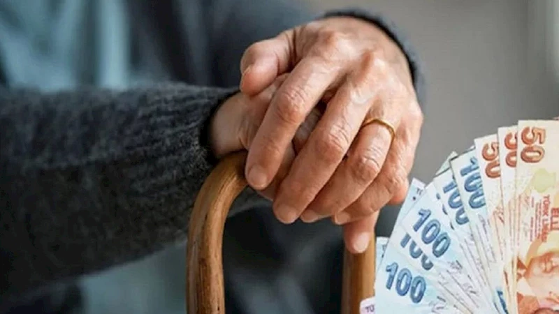 Meclis’ten geçti: Emekli aylıkları zamlı yatacak