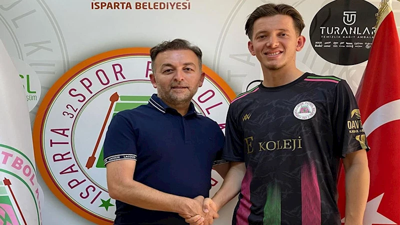 Isparta 32 spor, genç orta saha Kerem Baykuş