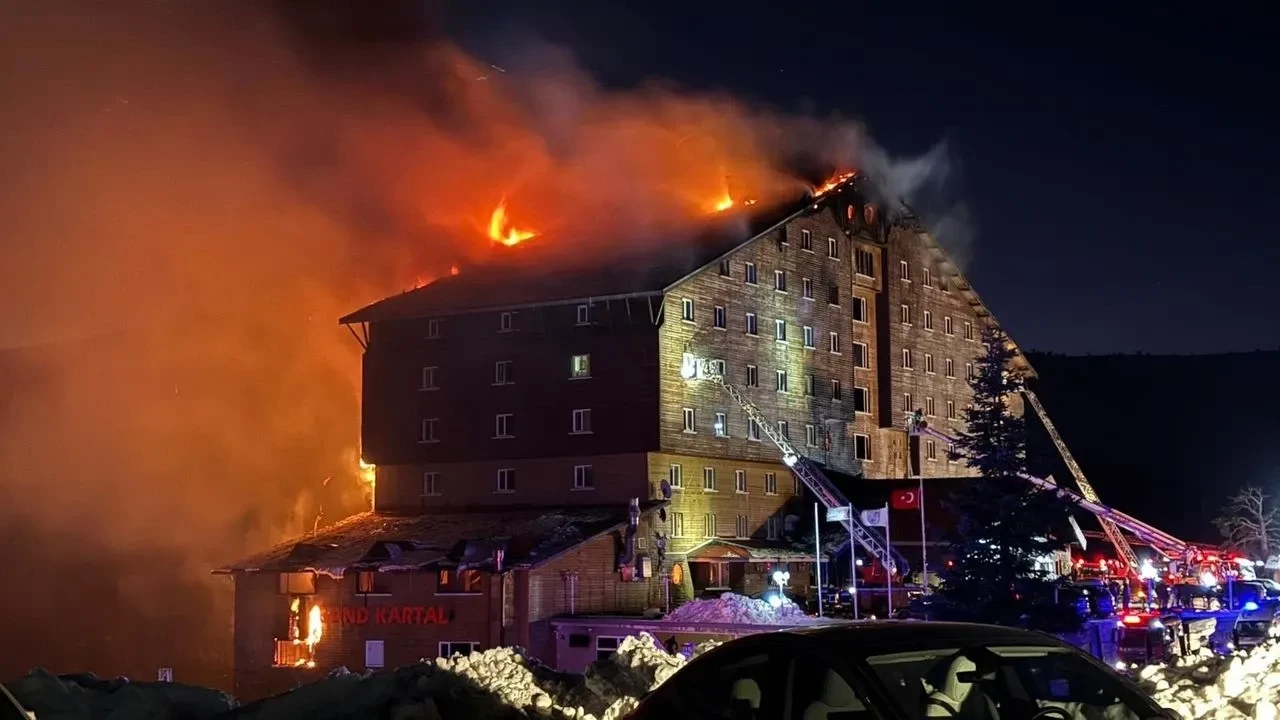 Kartalkaya’daki otel yangını davasında tanıklar dinlenmeye başlandı