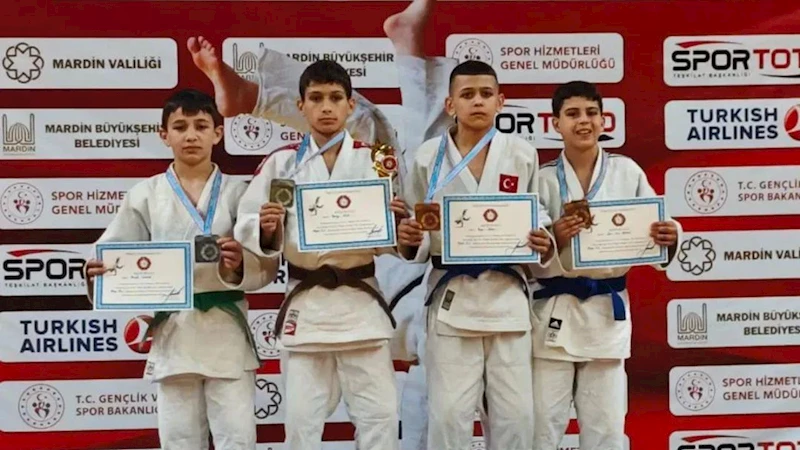 Kars, sporda yükselmeye devam ediyor! Türkiye ikinciliği Kars’a geldi