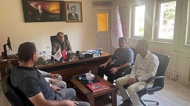 Kars Tarım ve Orman İl Müdürü Enver Aydın, Sarıkamış İlçe Tarım ve Orman Müdürlüğünü ziyaret etti