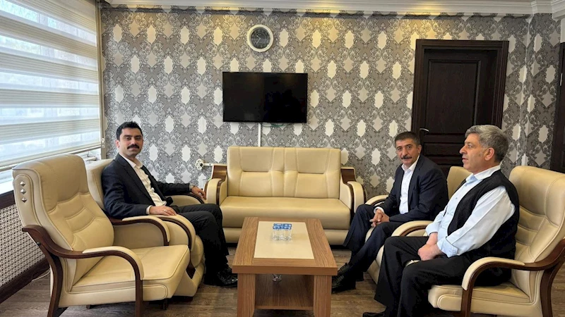 Susuz Belediye Başkanı Yantemur’dan Kaymakam Tutal’a hayırlı olsun ziyareti