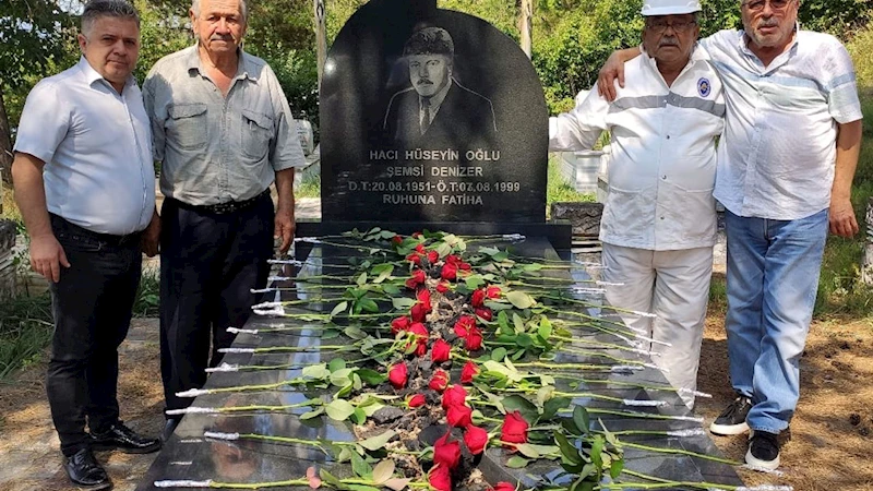Şemsi Denizer, kabri başında anıldı