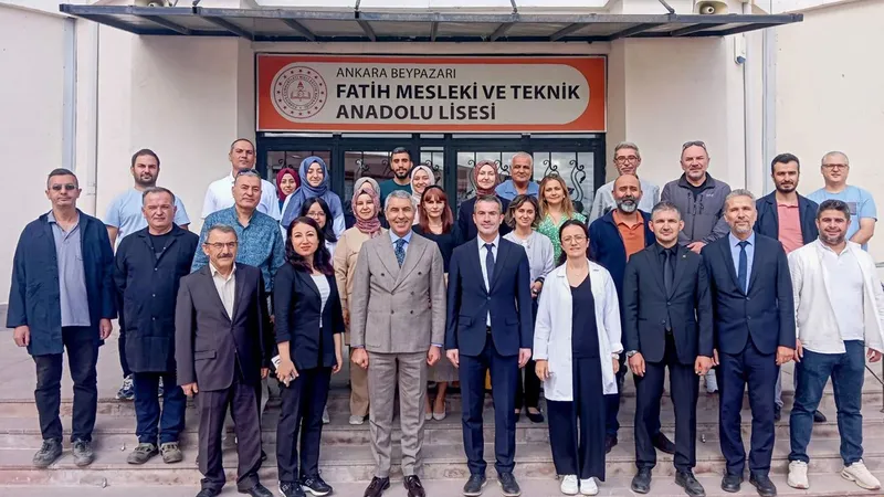 Kaymakamdan Fatih M. ve T. Anadolu Lisesi’ne ziyaret